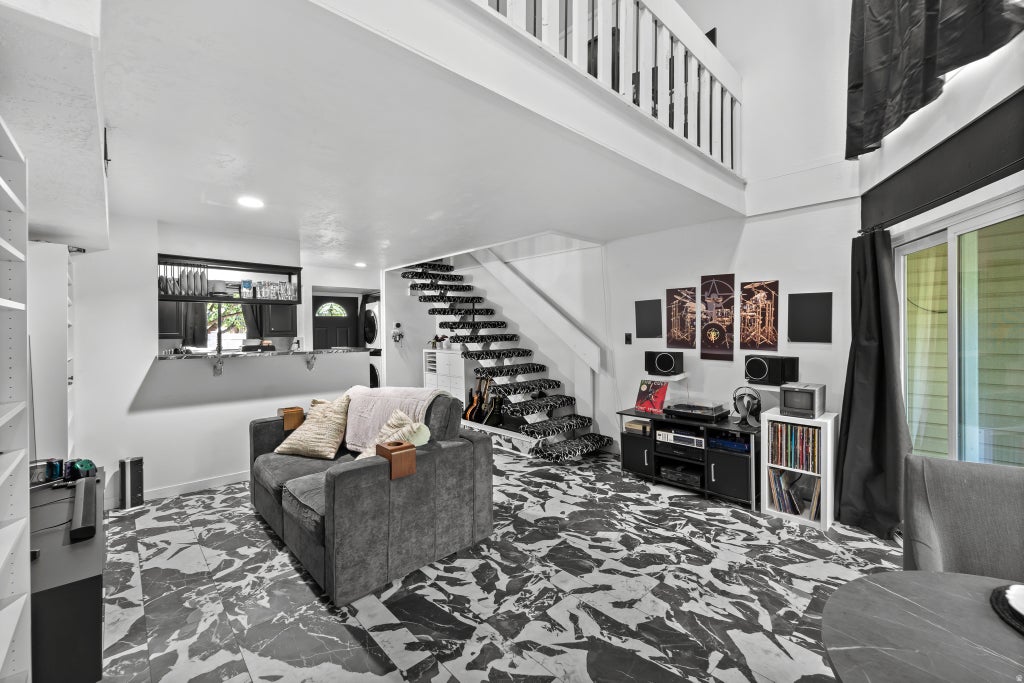 Photo of 5308 S BEN DAVIS PARK, Salt Lake City, UT 84123 (MLS # 2186765)
