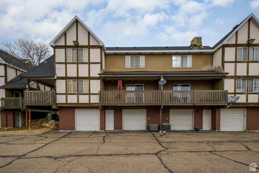 FALCON RIDGE ESTATES - Residential