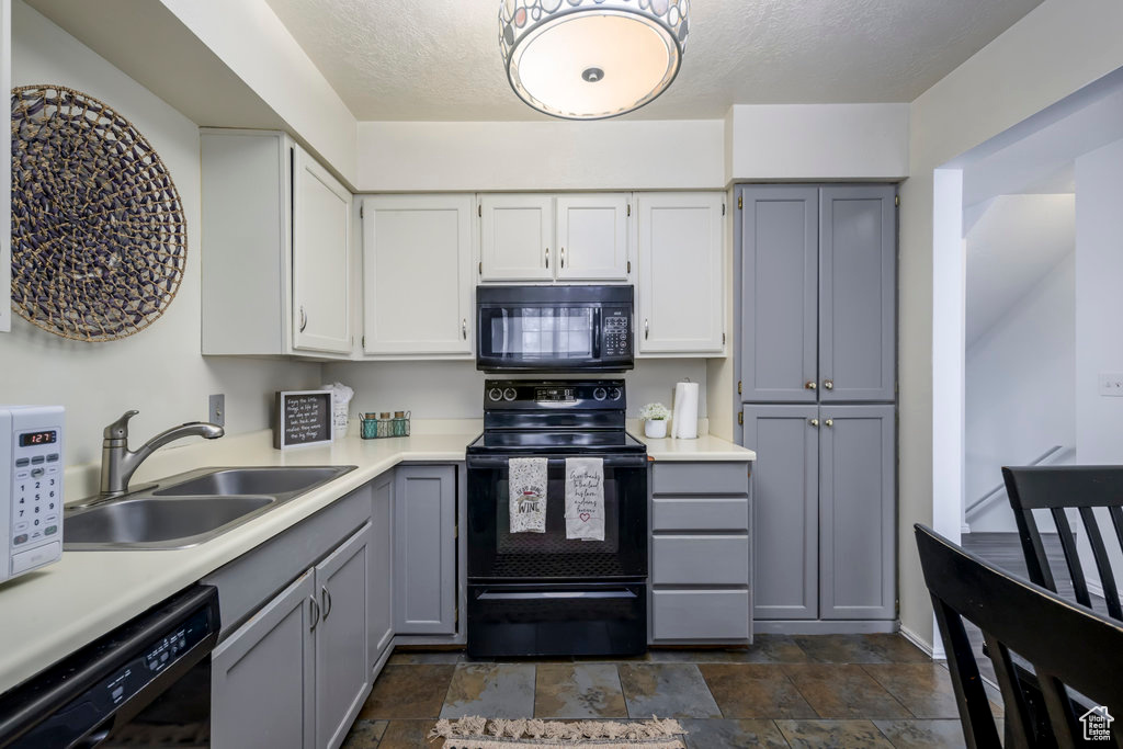 FALCON RIDGE ESTATES - Residential