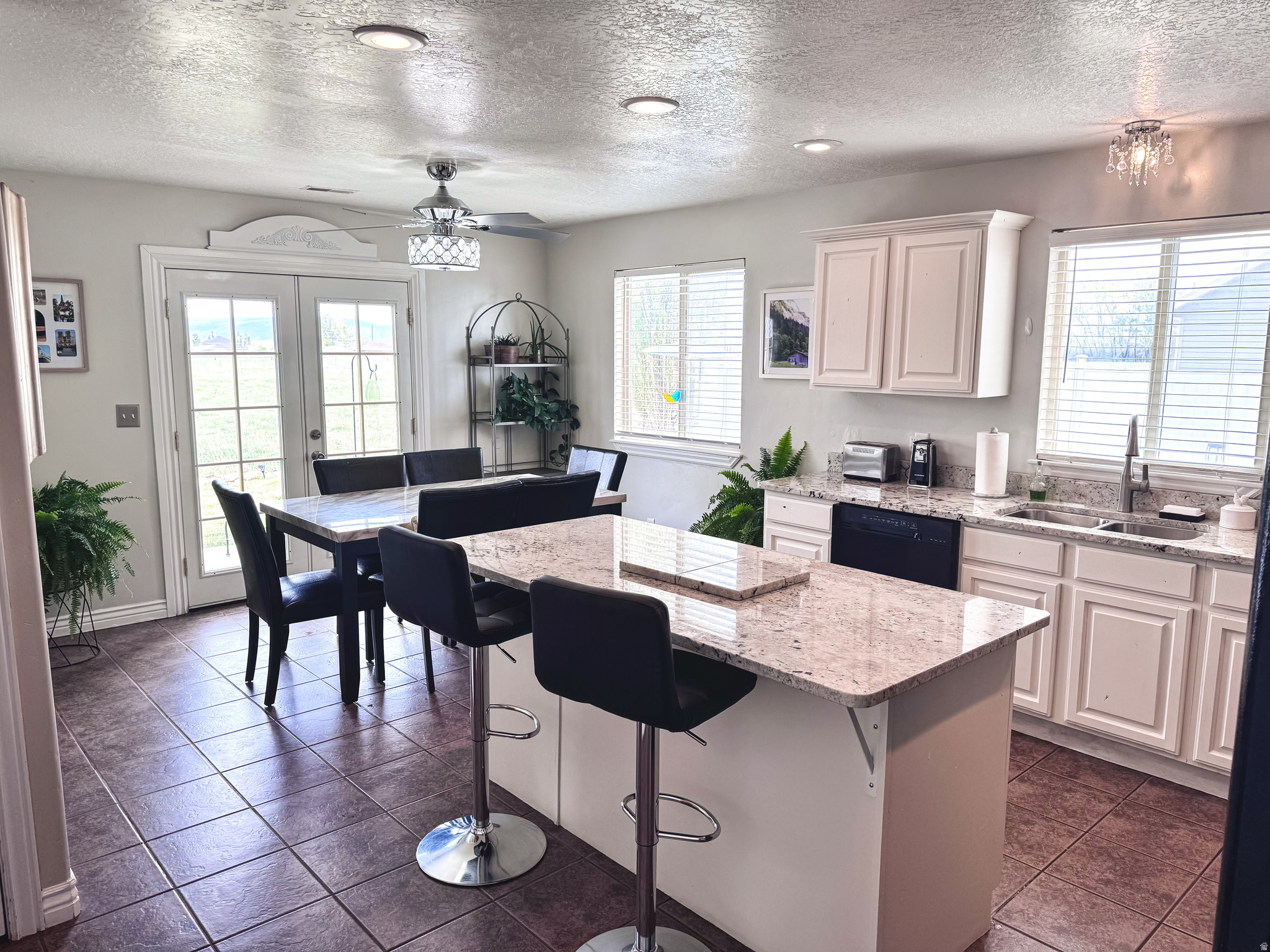COBBLECREEK PLAT B S - Residential Income