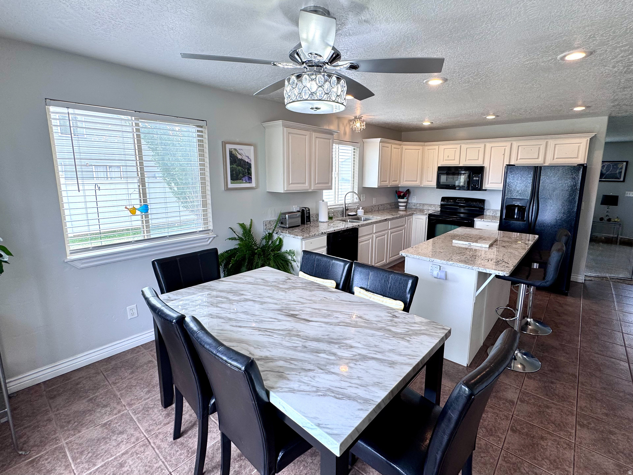 COBBLECREEK PLAT B S - Residential Income