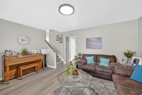 Tiny photo for 383 W 100 S, Springville, UT 84663 (MLS # 2135032)
