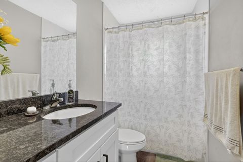 Tiny photo for 383 W 100 S, Springville, UT 84663 (MLS # 2135032)