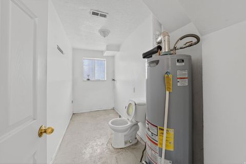 Tiny photo for 383 W 100 S, Springville, UT 84663 (MLS # 2135032)