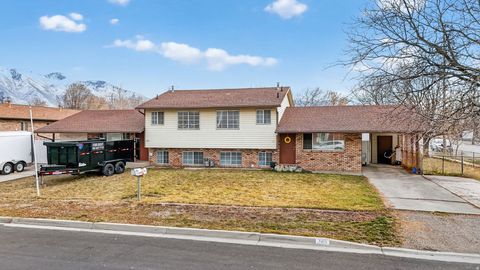Tiny photo for 383 W 100 S, Springville, UT 84663 (MLS # 2135032)