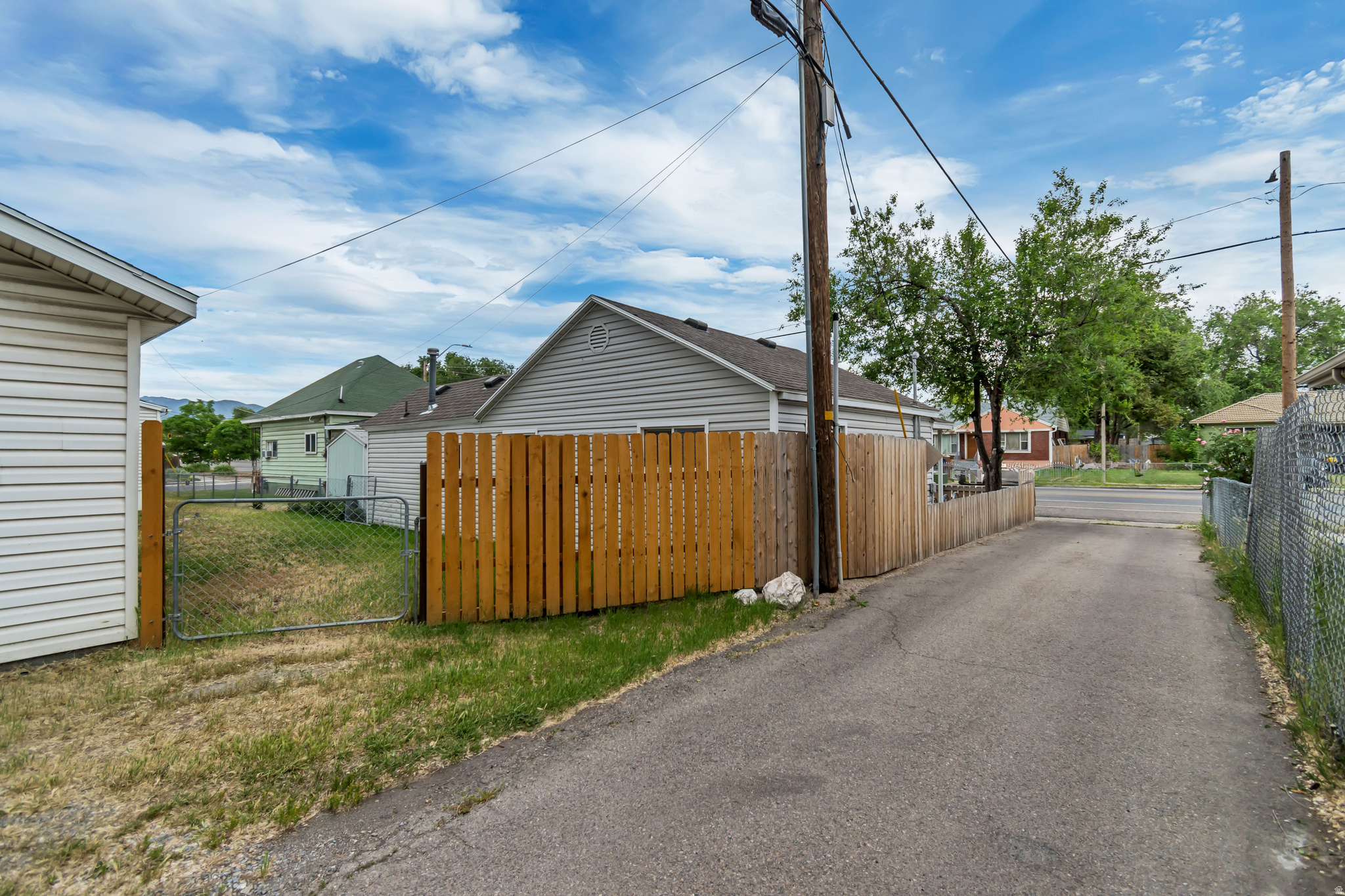 GLENDALE - Residential