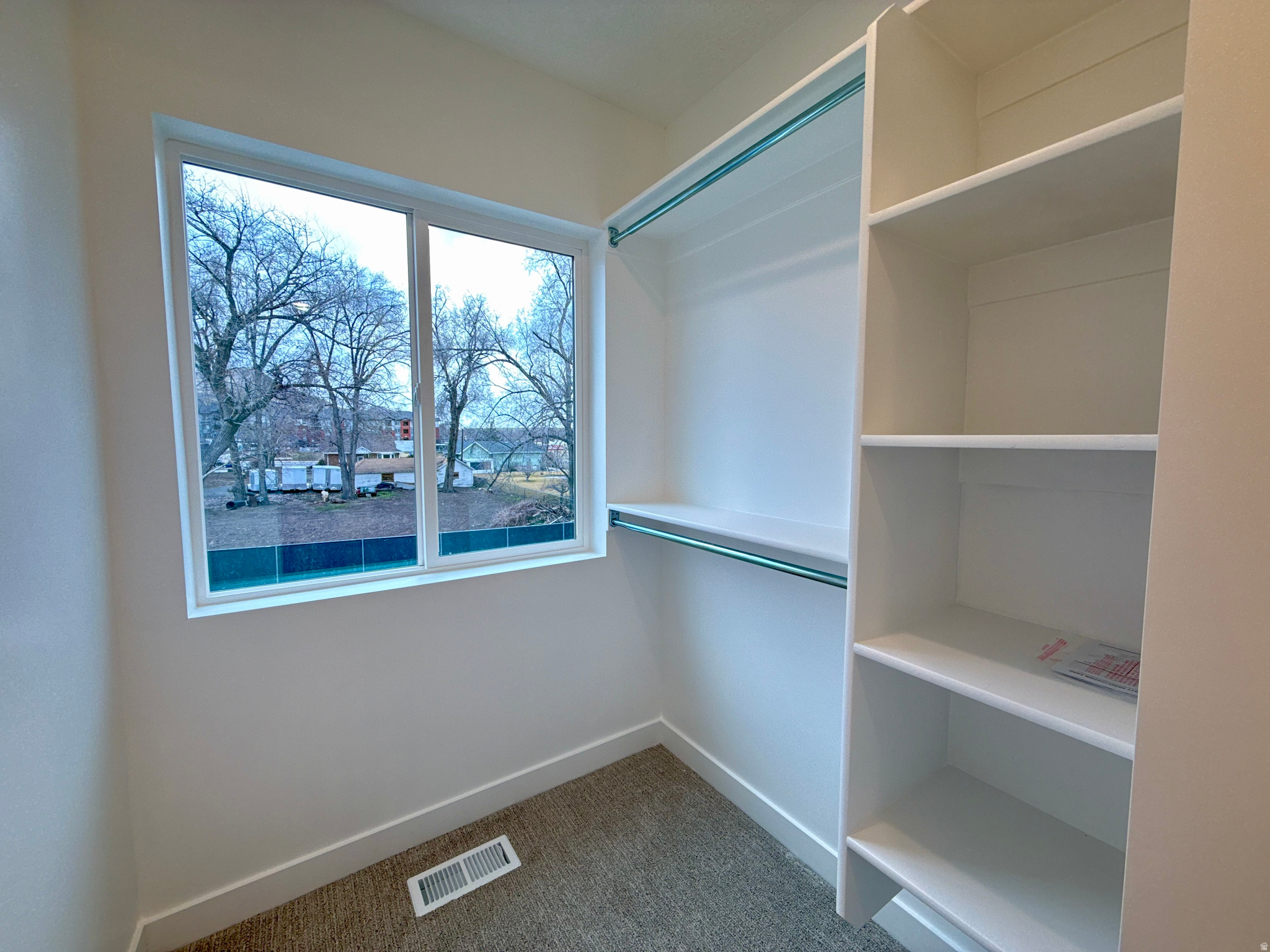 DIXON DOWNS - Residential