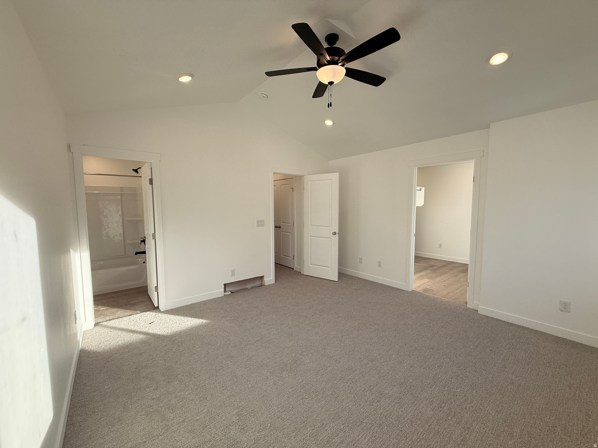 DIXON DOWNS - Residential