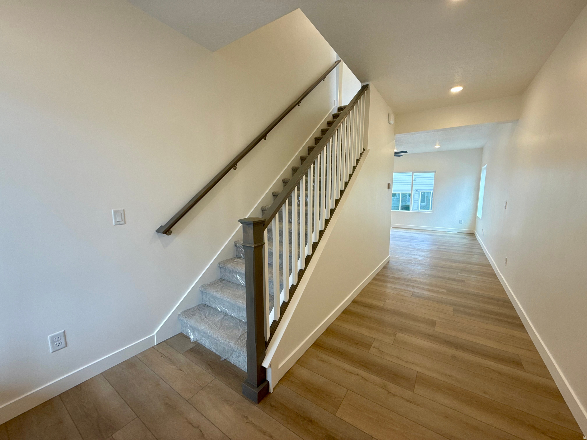 DIXON DOWNS - Residential