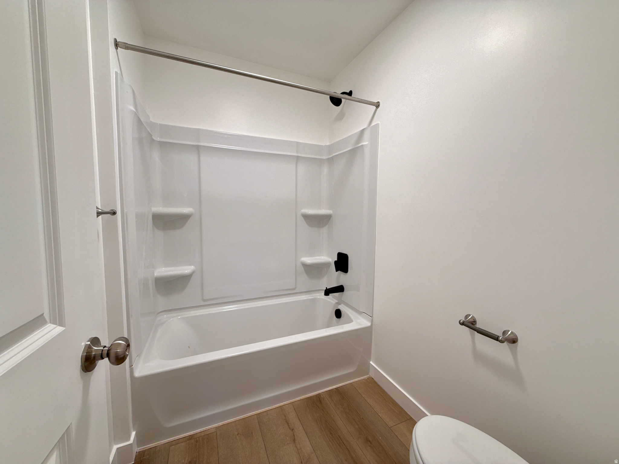 DIXON DOWNS - Residential