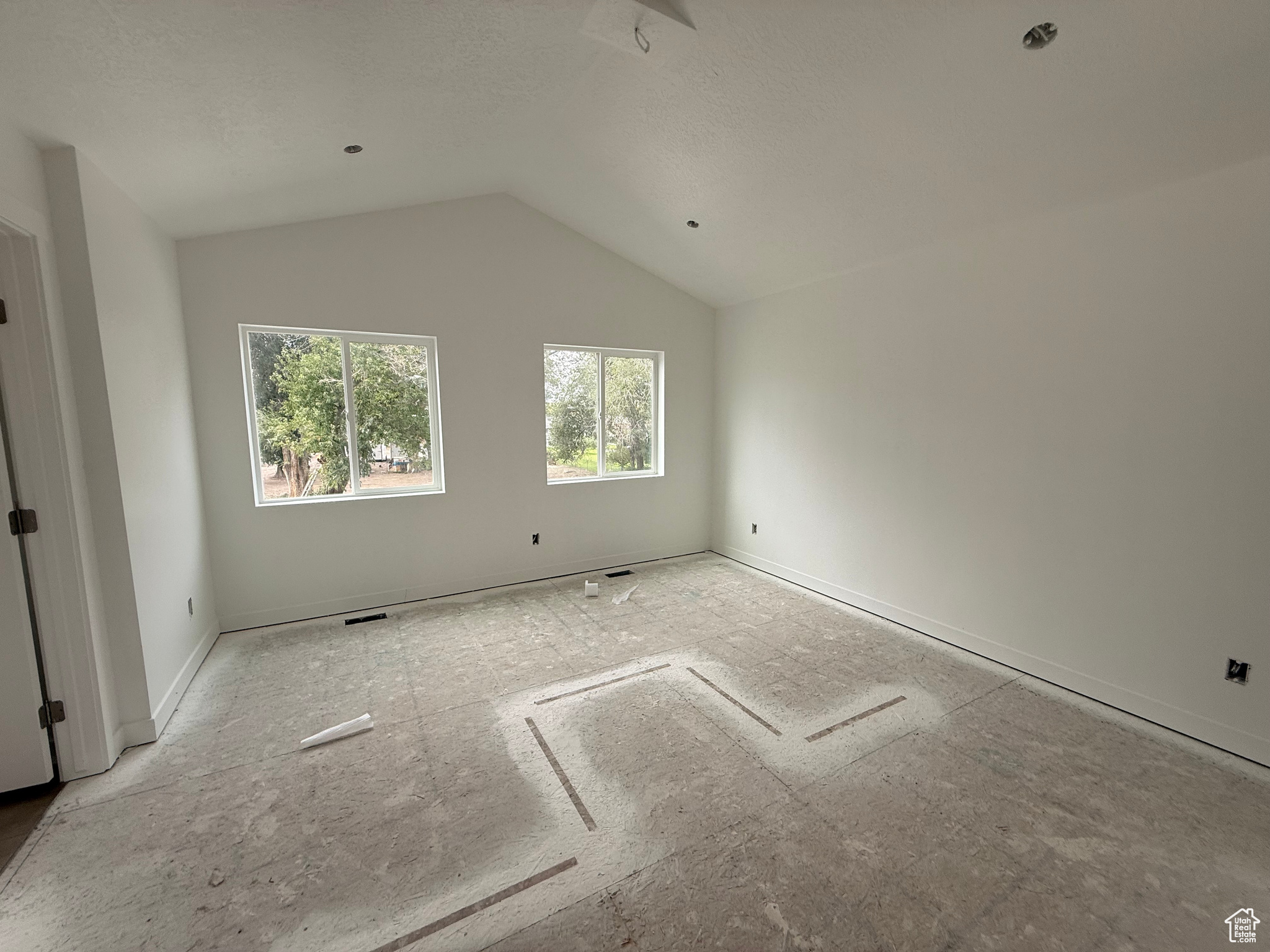 DIXON DOWNS - Residential