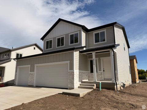 Photo of 2775 S PATRICIA DR W, Magna, UT 84044 (MLS # 2114151) Photo of 2775 S PATRICIA DR W, Magna, UT 84044 (MLS # 2114151)