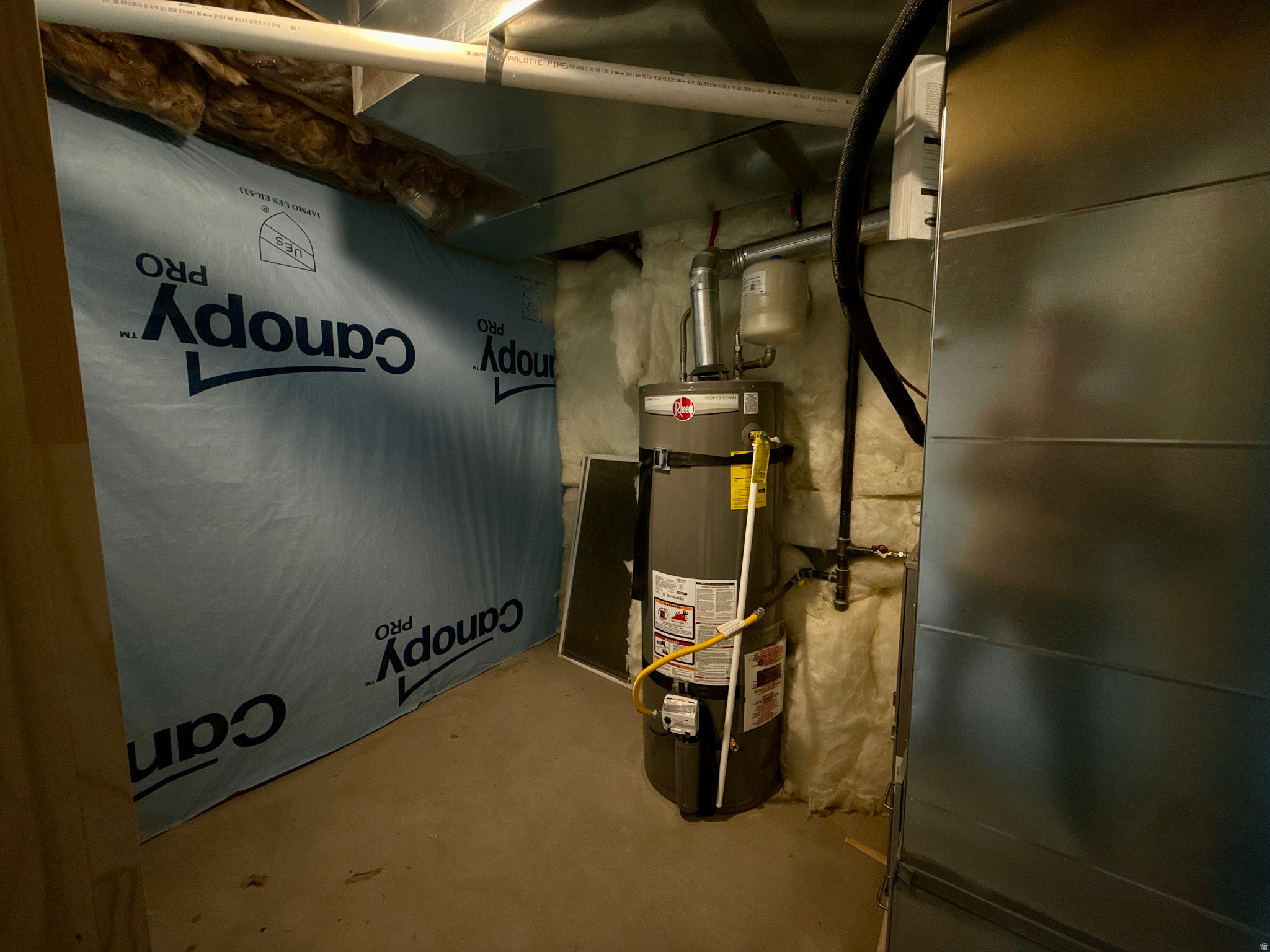 DIXON DOWNS - Residential