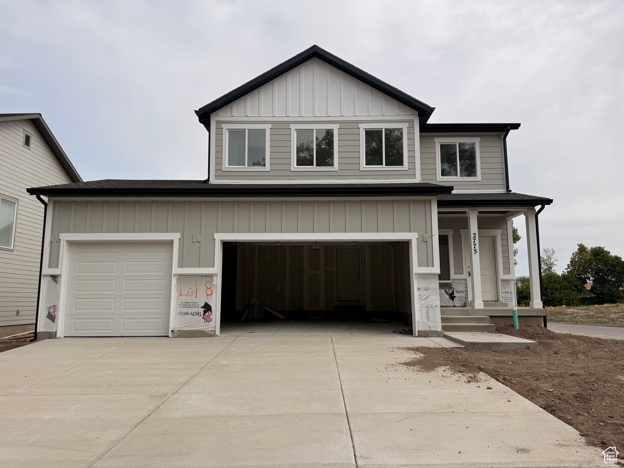 DIXON DOWNS - Residential