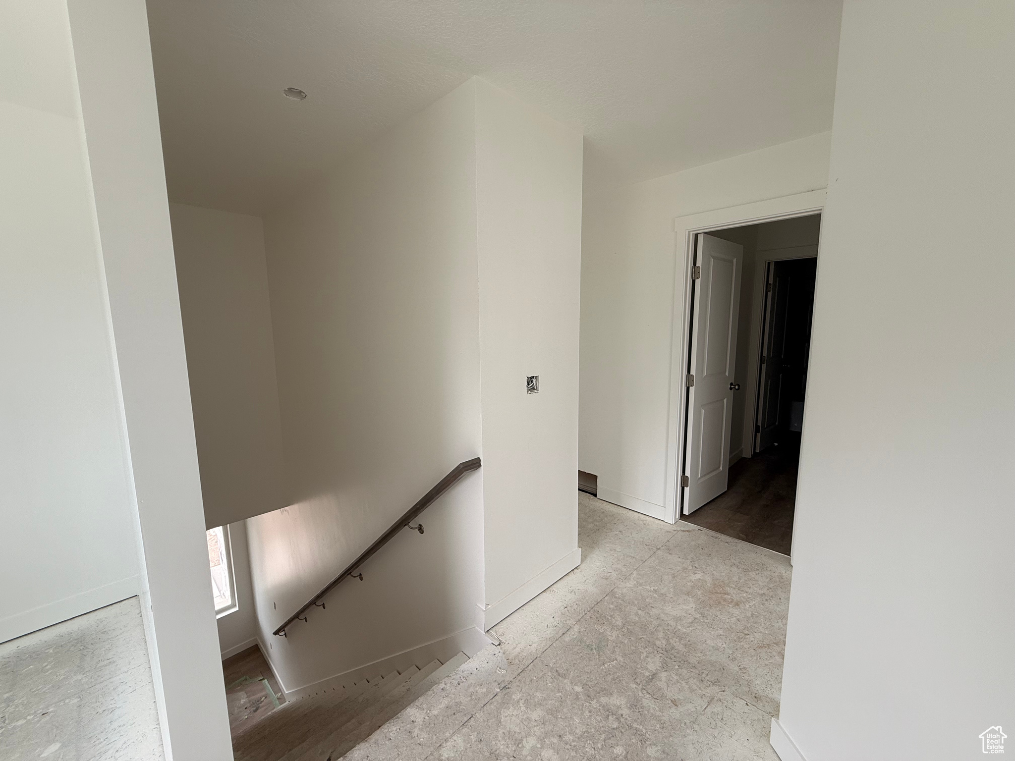 DIXON DOWNS - Residential