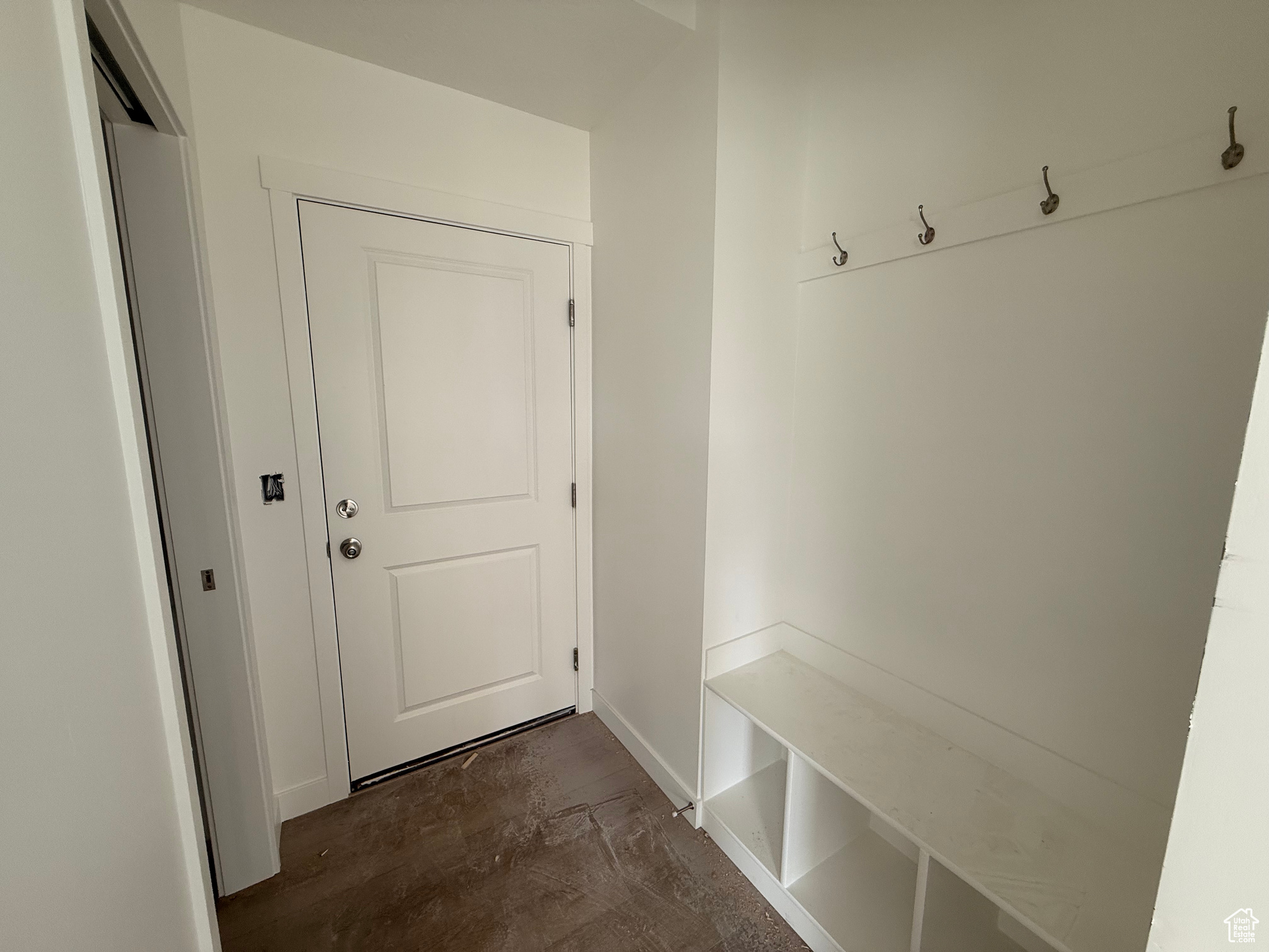 DIXON DOWNS - Residential