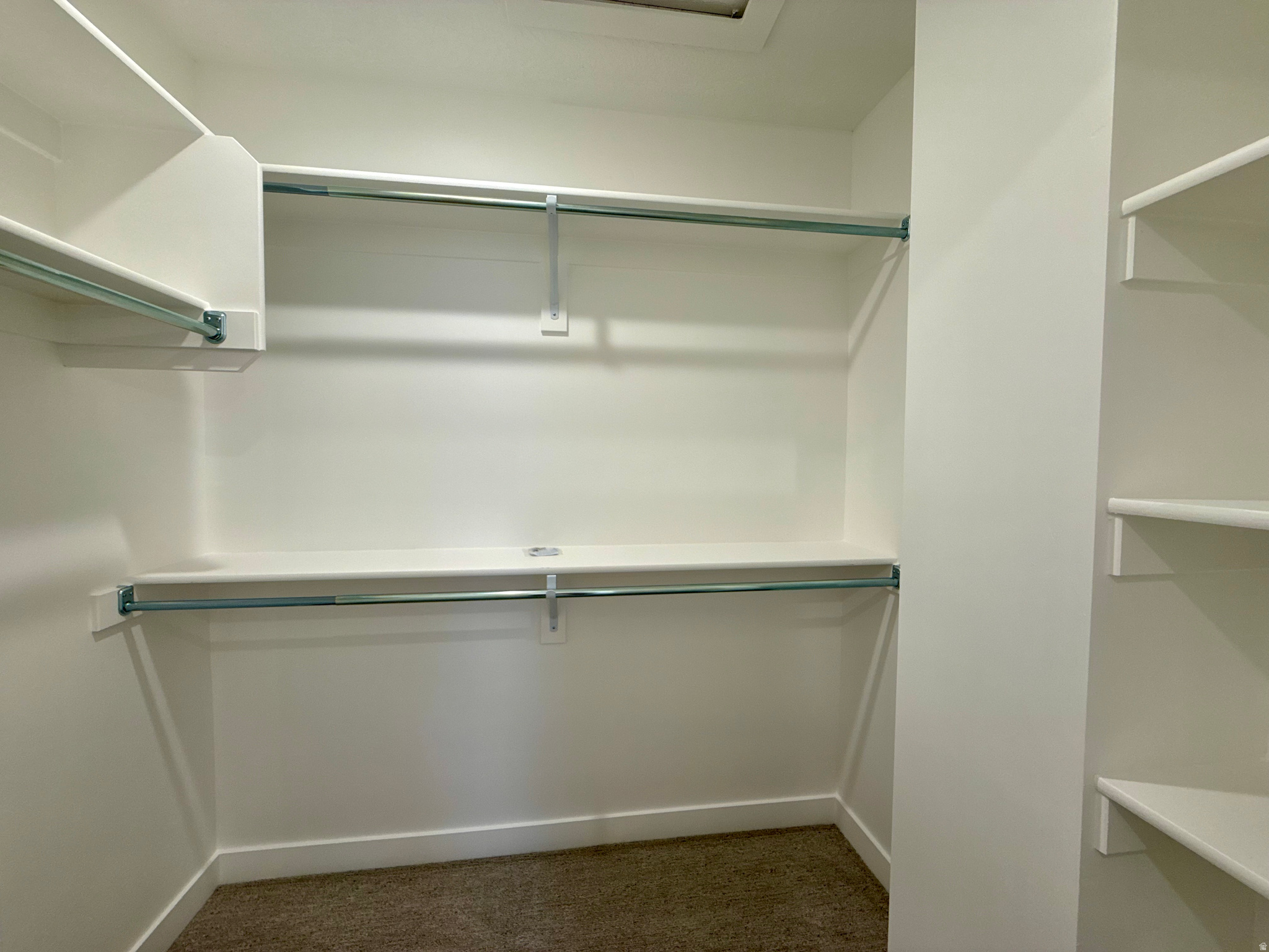 DIXON DOWNS - Residential