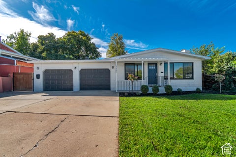 Photo of 1380 E 330 S, Provo, UT 84606 (MLS # 2187587)