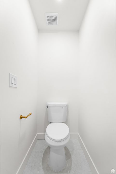 Tiny photo for 2056 E SIERRA VIEW CIR, Millcreek, UT 84109 (MLS # 2119675)