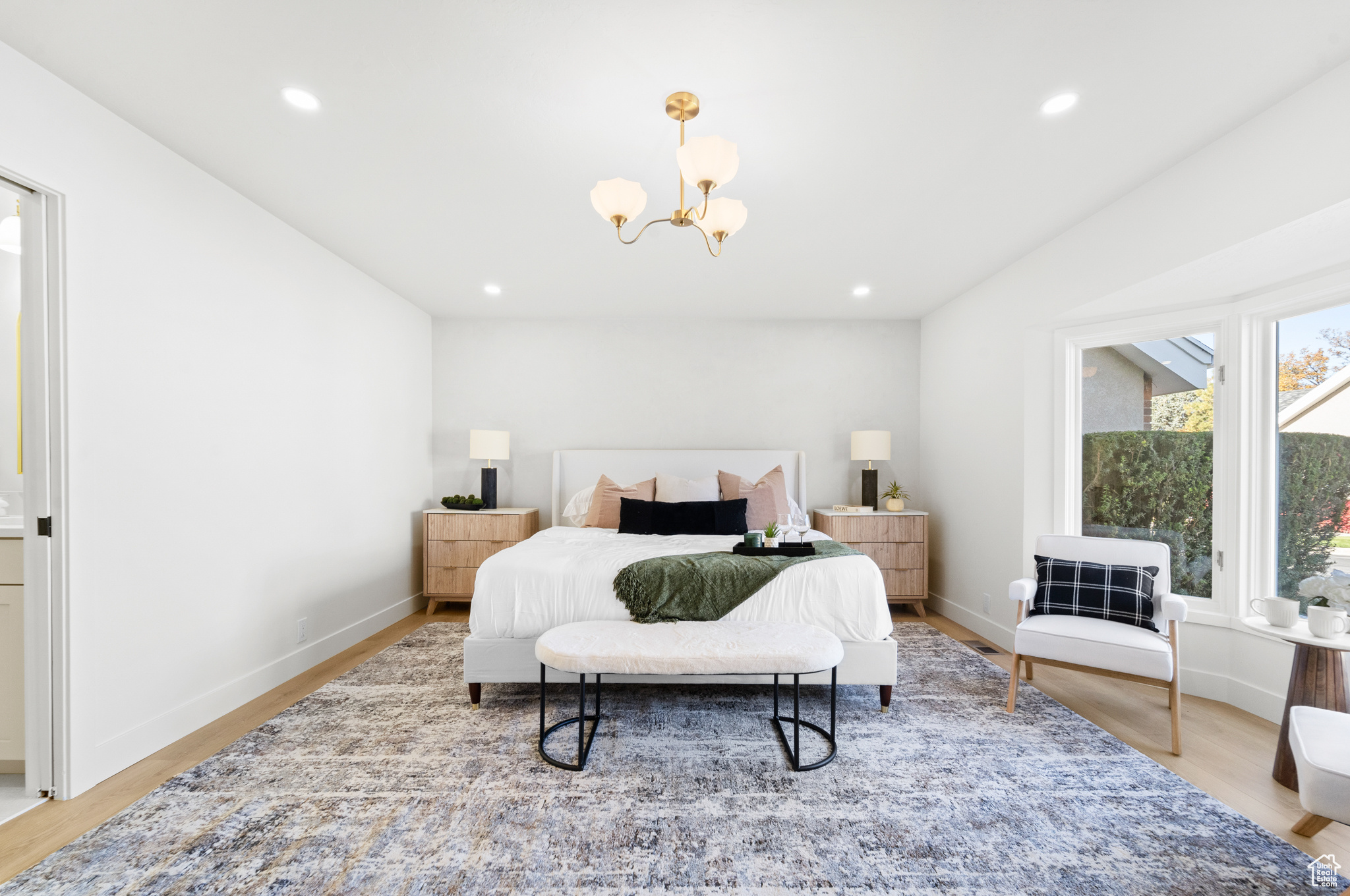 EDGEMOUNT HOMES CONDMN - Residential