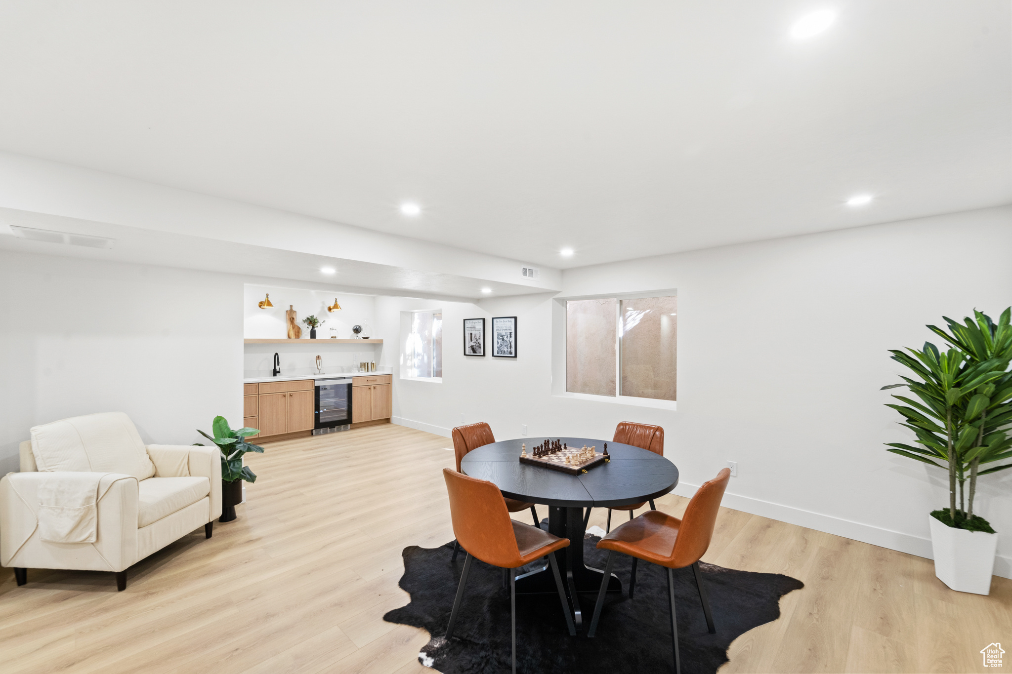 EDGEMOUNT HOMES CONDMN - Residential