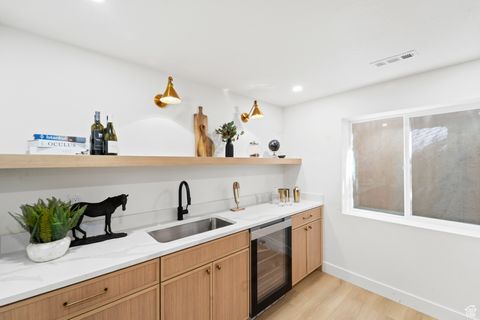 Tiny photo for 2056 E SIERRA VIEW CIR, Millcreek, UT 84109 (MLS # 2119675)