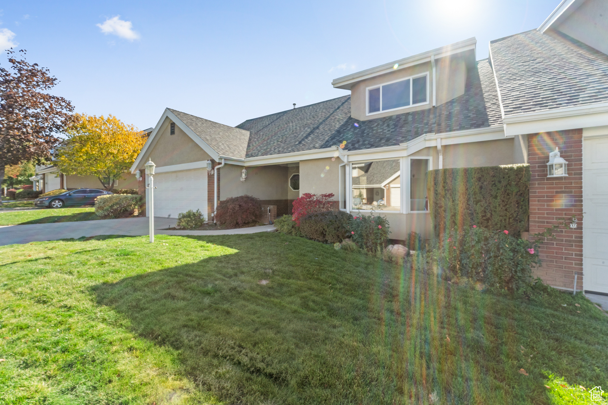 EDGEMOUNT HOMES CONDMN - Residential