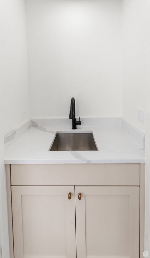 Tiny photo for 2056 E SIERRA VIEW CIR, Millcreek, UT 84109 (MLS # 2119675)