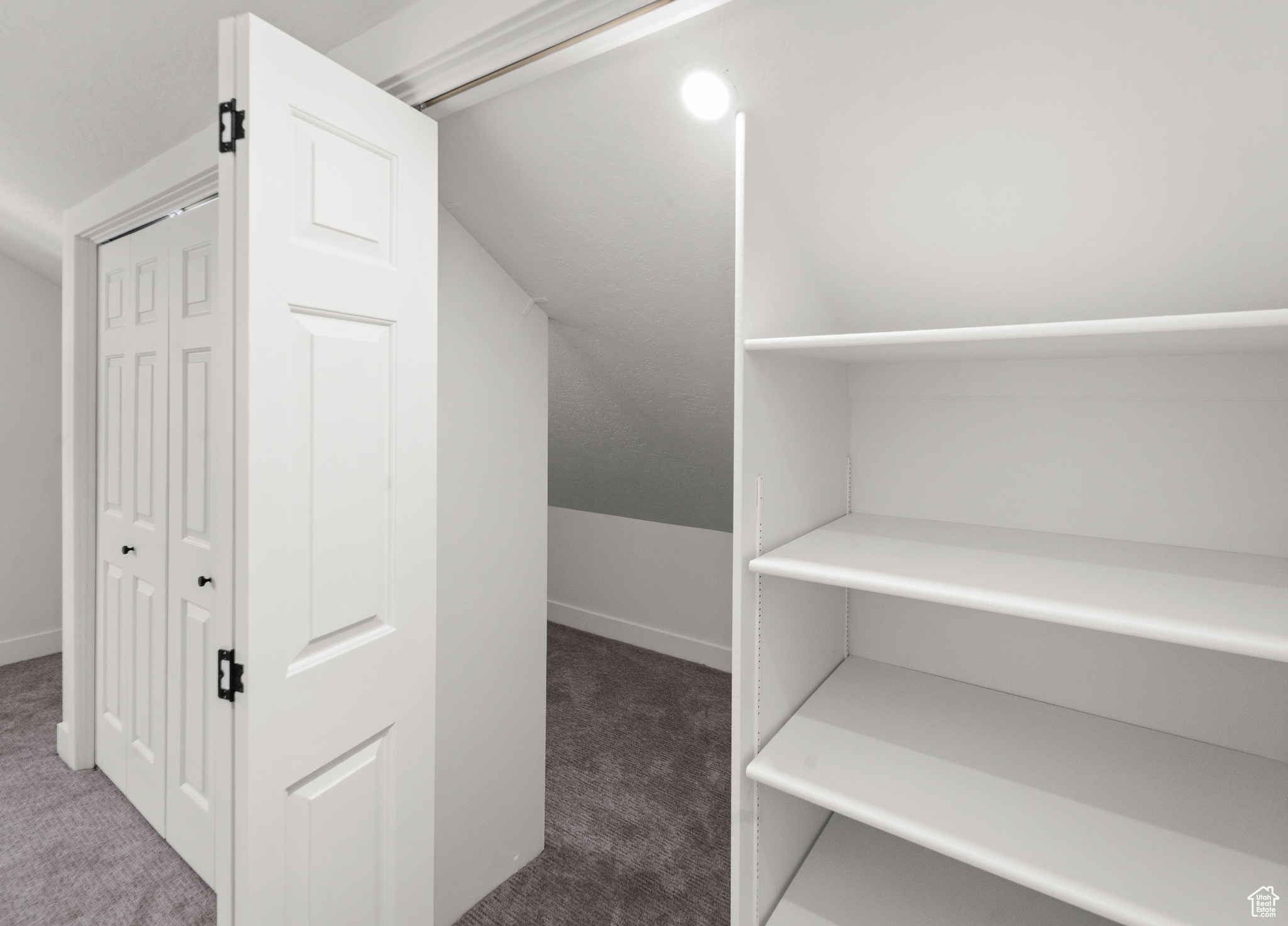 EDGEMOUNT HOMES CONDMN - Residential