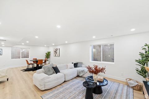 Tiny photo for 2056 E SIERRA VIEW CIR, Millcreek, UT 84109 (MLS # 2119675)