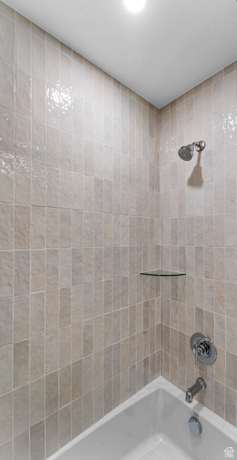 EDGEMOUNT HOMES CONDMN - Residential