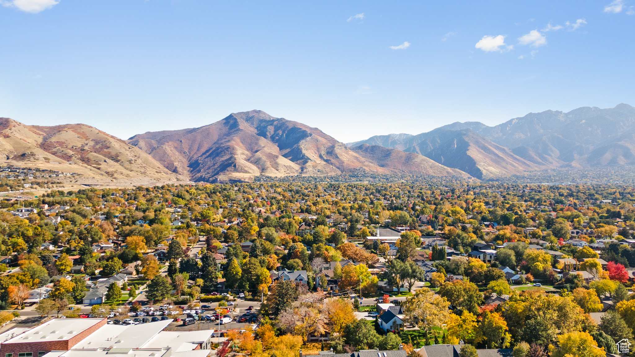 EDGEMOUNT HOMES CONDMN - Residential