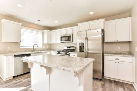 Tiny photo for 3562 S BRIDGEVIEW LN W, Syracuse, UT 84075 (MLS # 2152975)