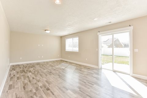Tiny photo for 3562 S BRIDGEVIEW LN W, Syracuse, UT 84075 (MLS # 2152975)