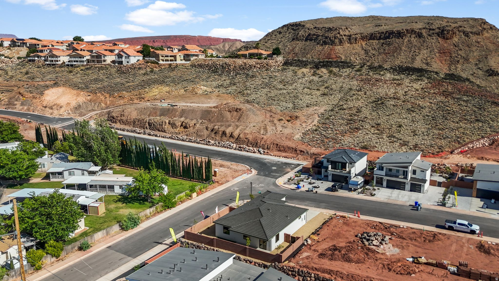 DESERT RIDGE ESTATES 1A - Residential