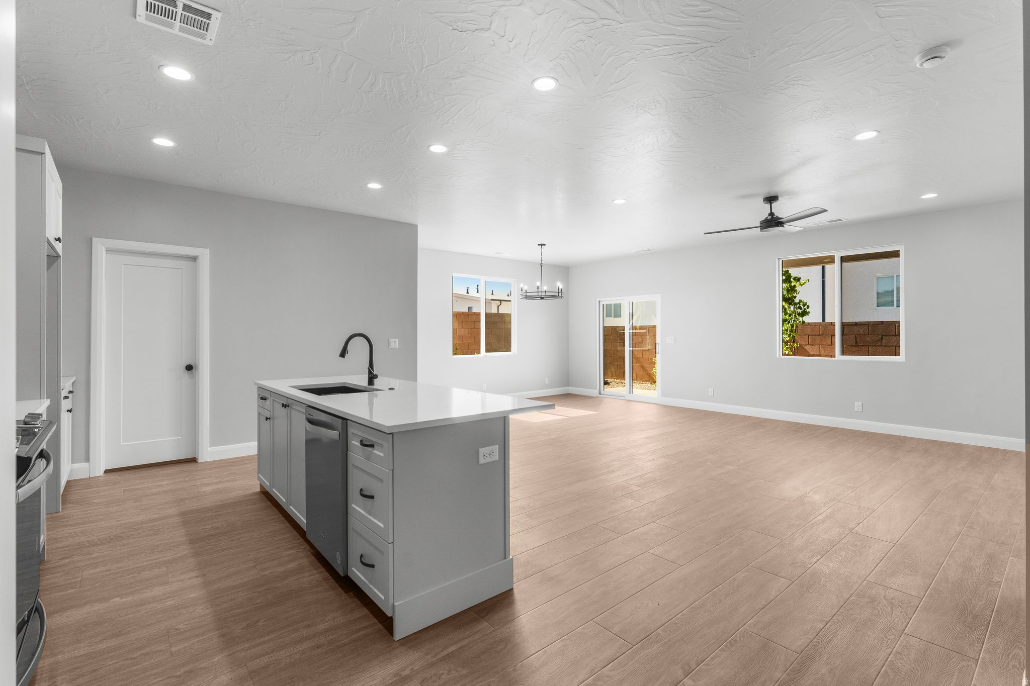 DESERT RIDGE ESTATES 1A - Residential