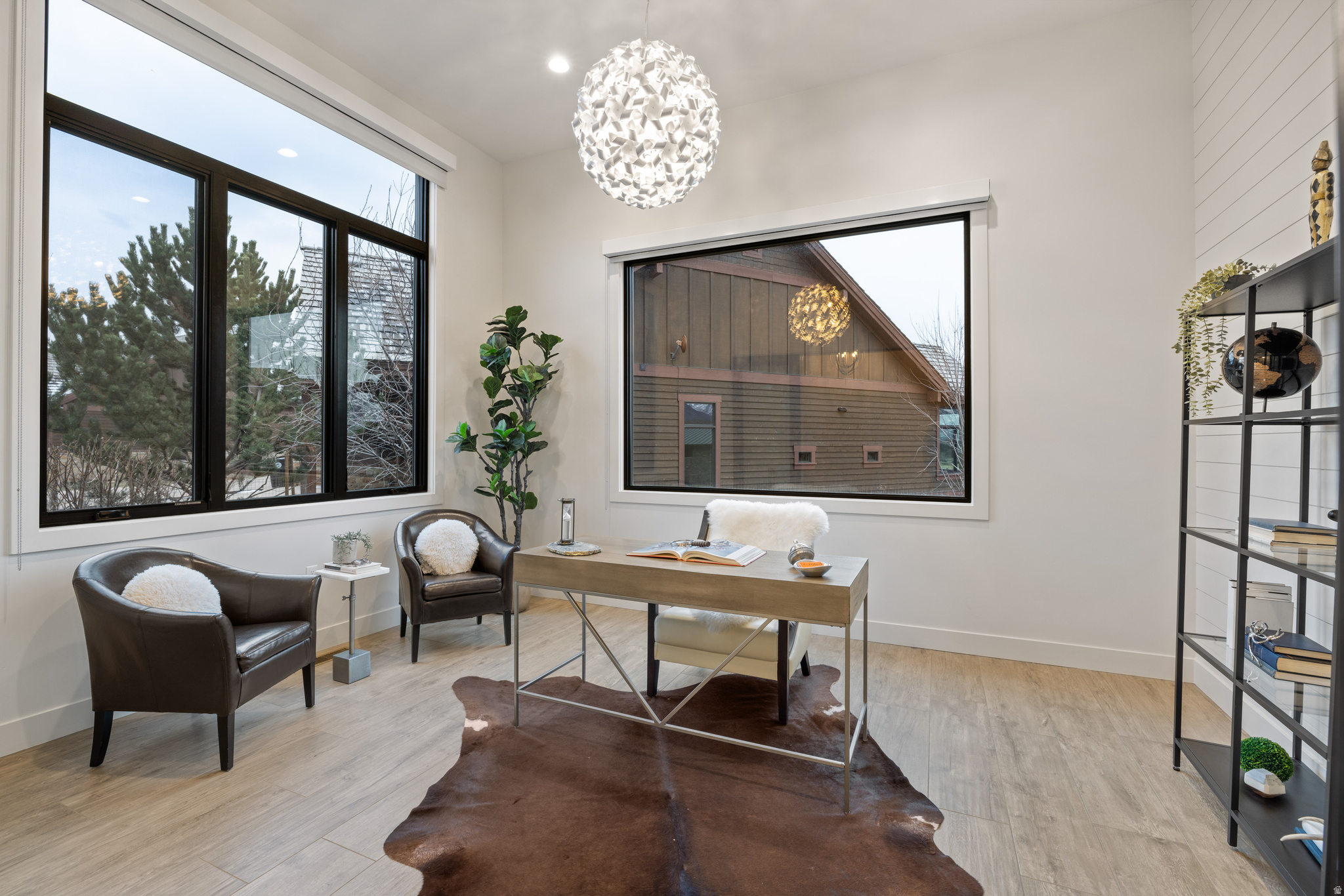 RED LEDGES - Residential