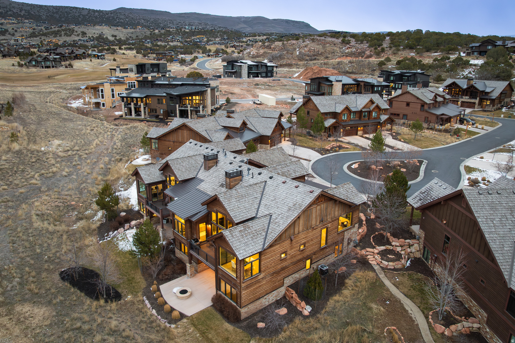 RED LEDGES - Residential