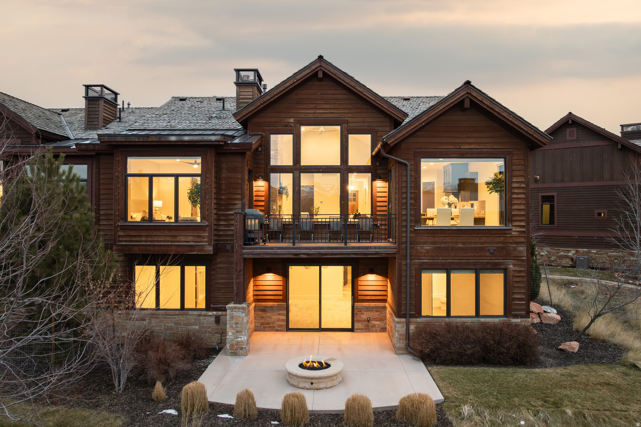 RED LEDGES - Residential