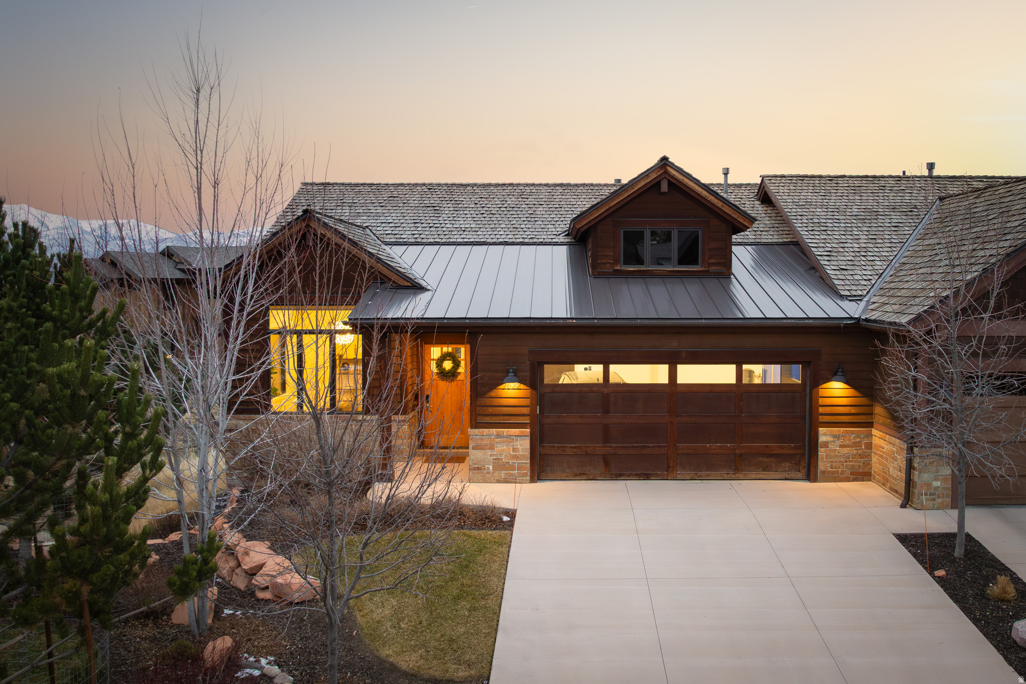 RED LEDGES - Residential