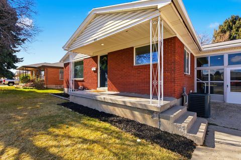 Tiny photo for 3232 S 4800 W, West Valley City, UT 84120 (MLS # 2140017)