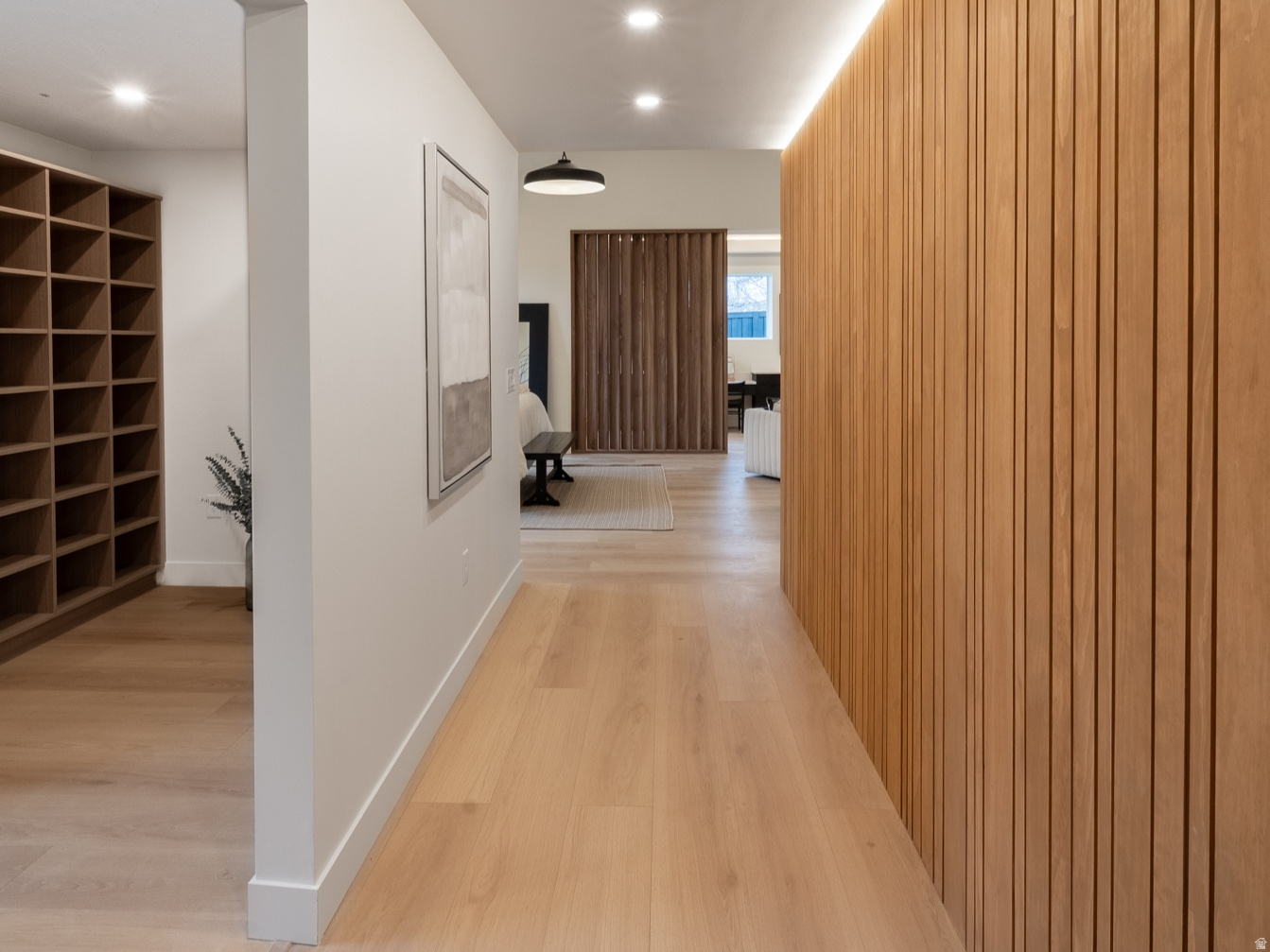 APOSHIAN SUB - Residential