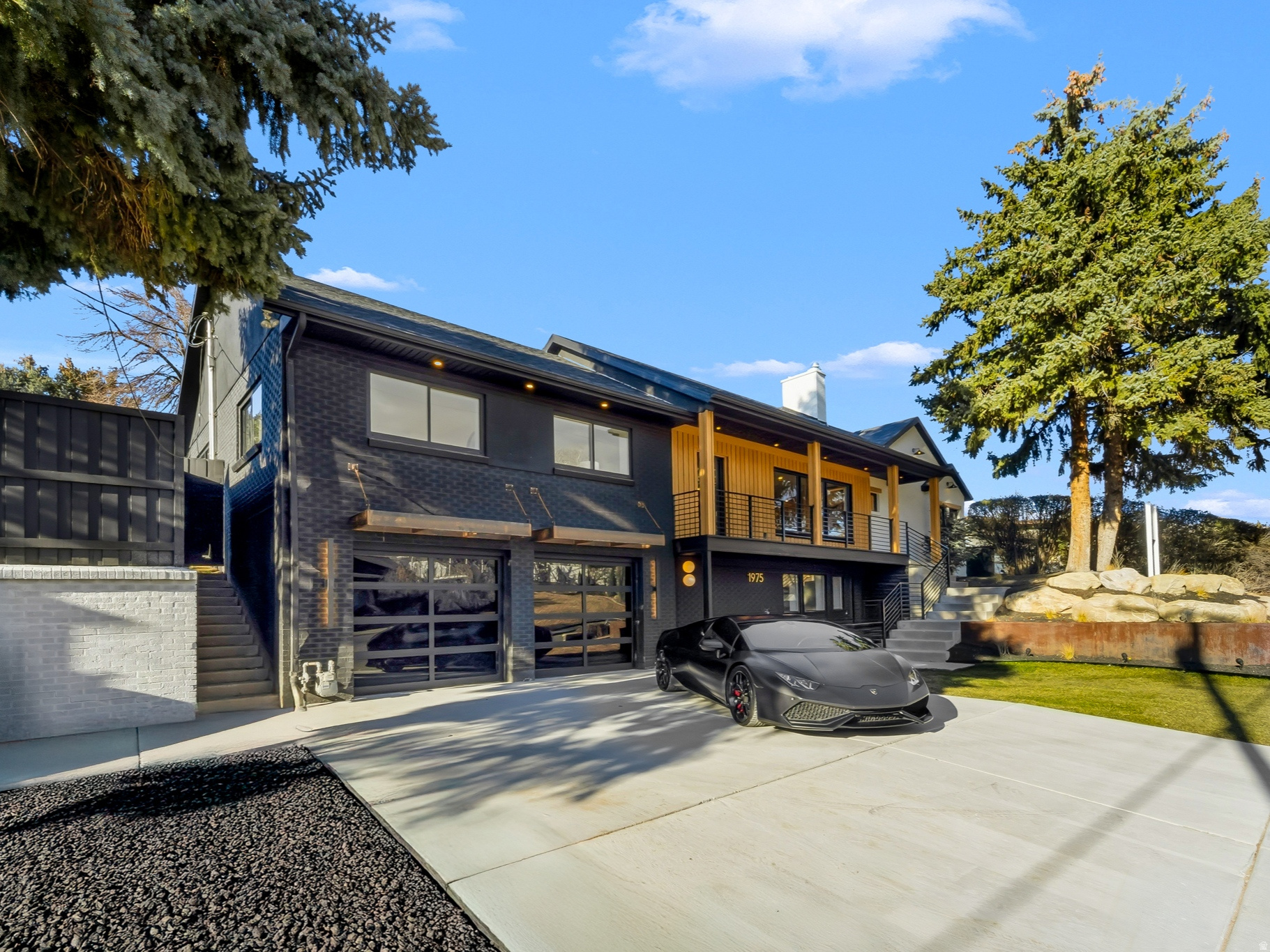 APOSHIAN SUB - Residential