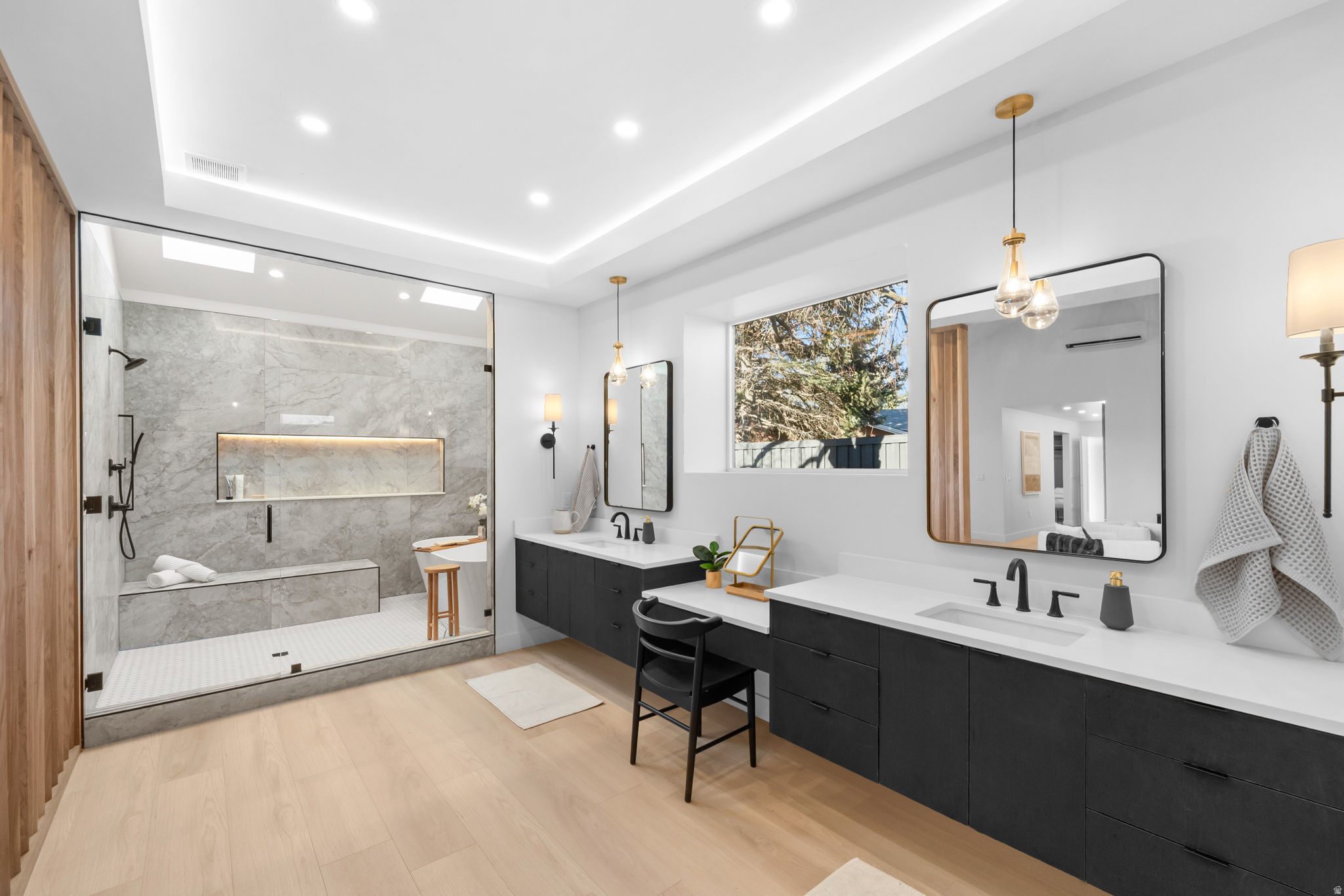 APOSHIAN SUB - Residential