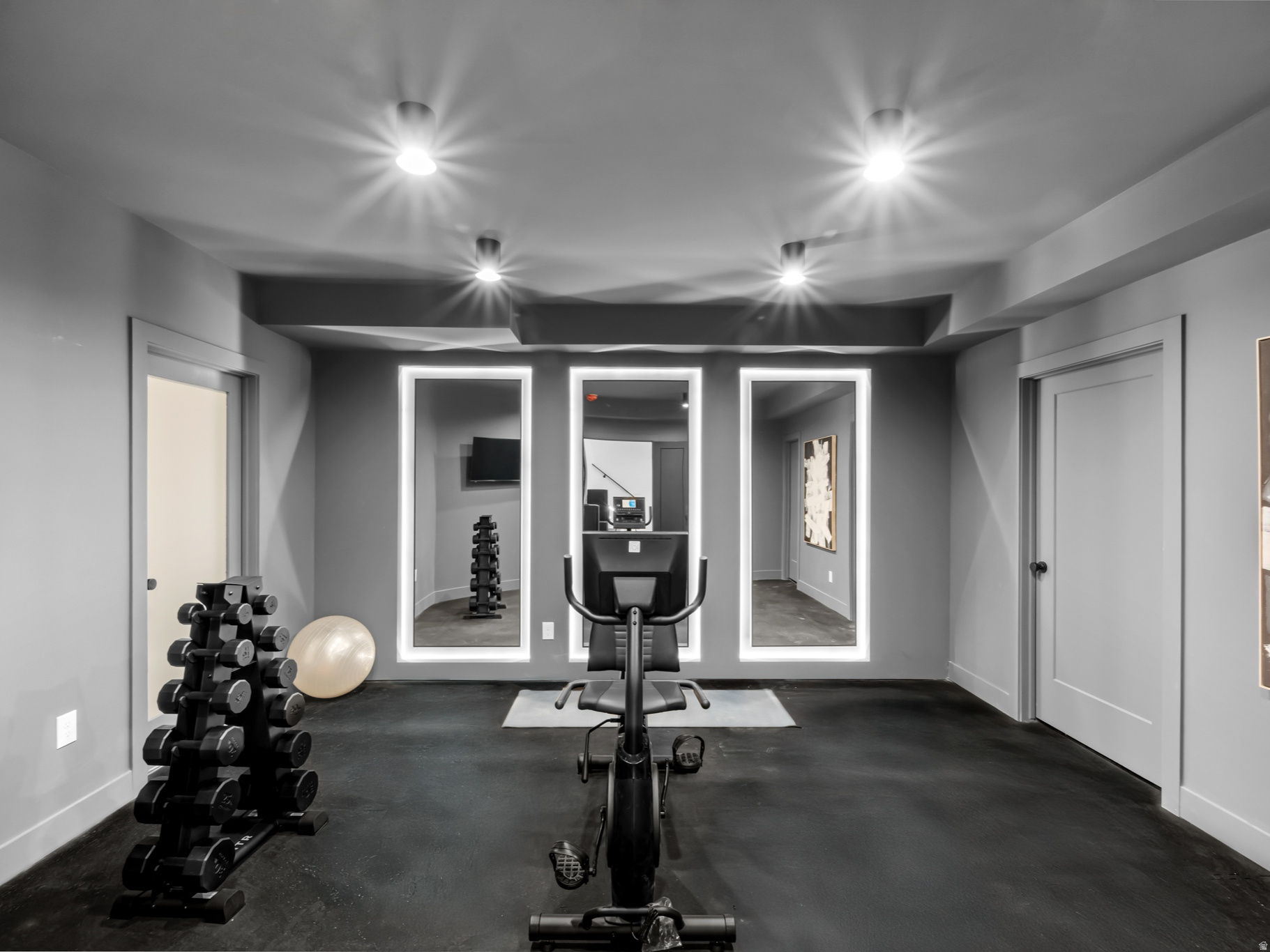 APOSHIAN SUB - Residential