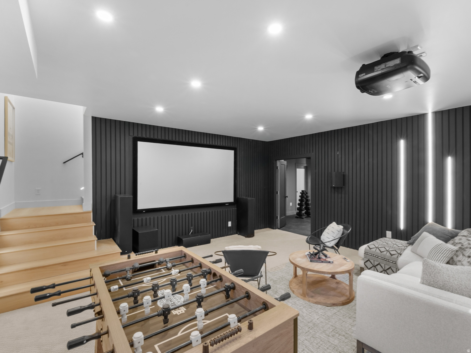 APOSHIAN SUB - Residential