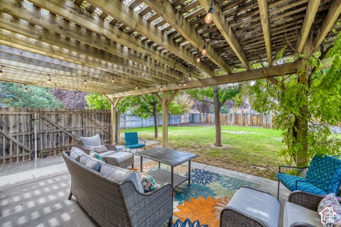 Tiny photo for 1486 W BRISTOL RIDGE RD, West Jordan, UT 84088 (MLS # 2187223)