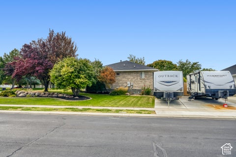 Tiny photo for 1486 W BRISTOL RIDGE RD, West Jordan, UT 84088 (MLS # 2187223)