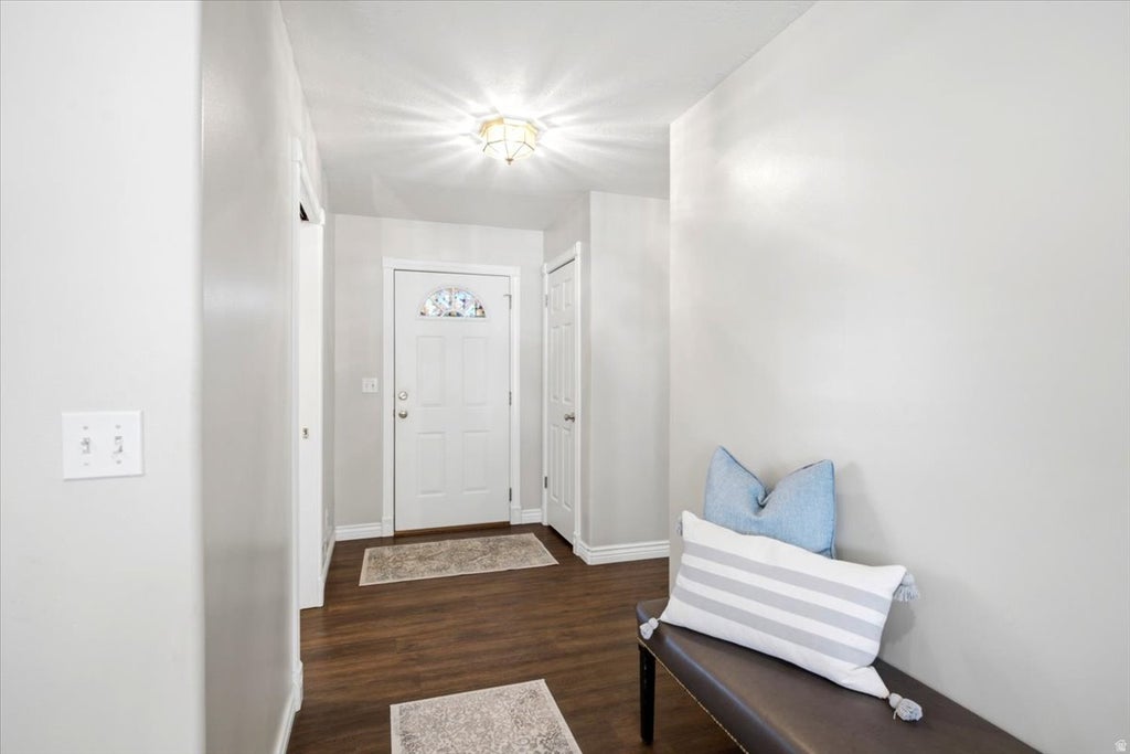 Photo of 1326 W 800 N, Clinton, UT 84015 (MLS # 2184590)