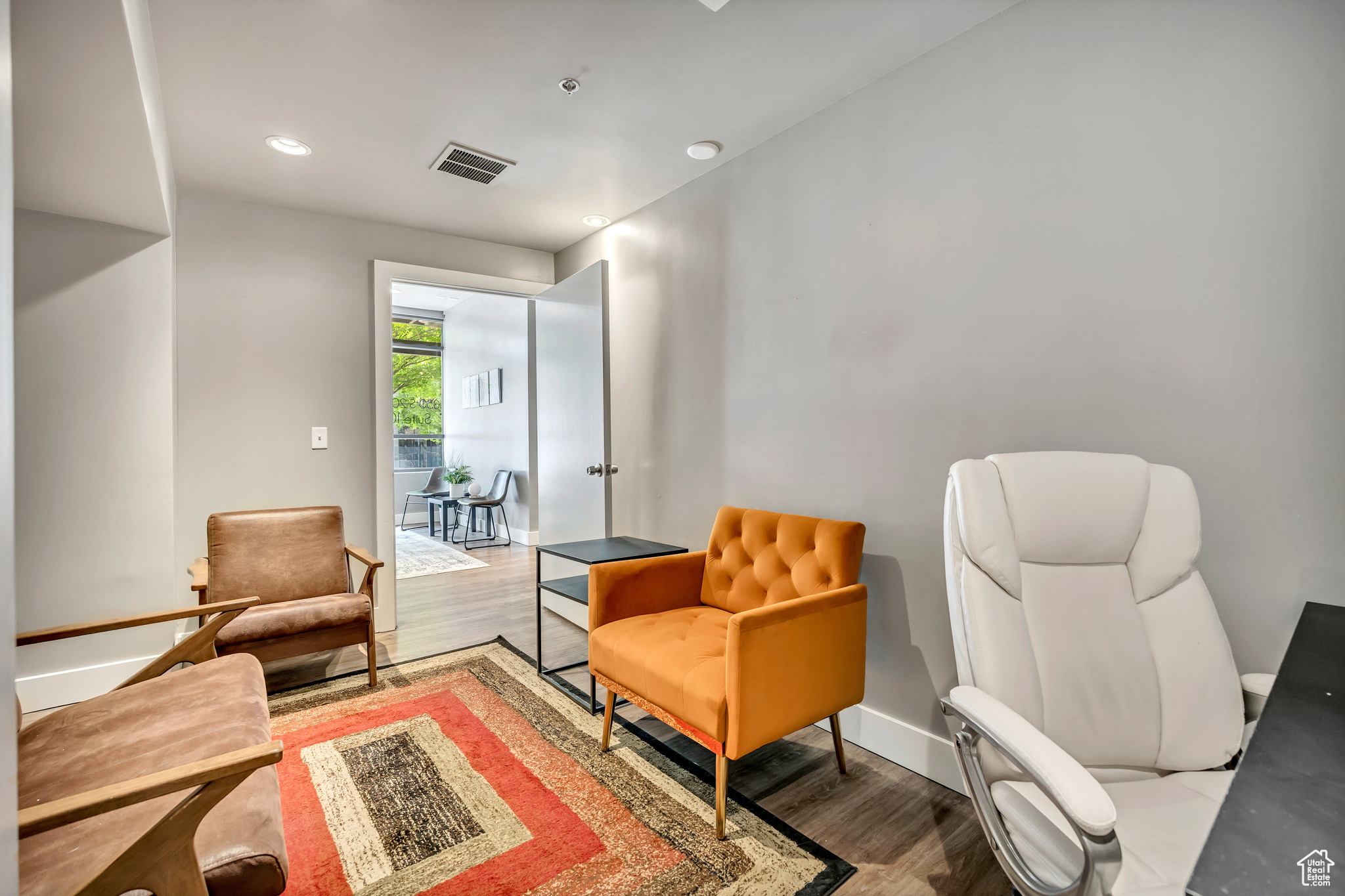 PARK - Commercial Lease